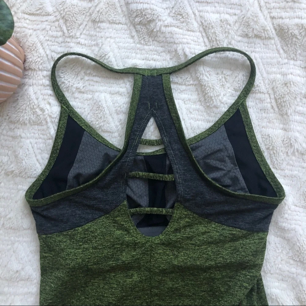 Patagonia Cutaway Green Racerback Workout Tank Top - Picture 5 of 7